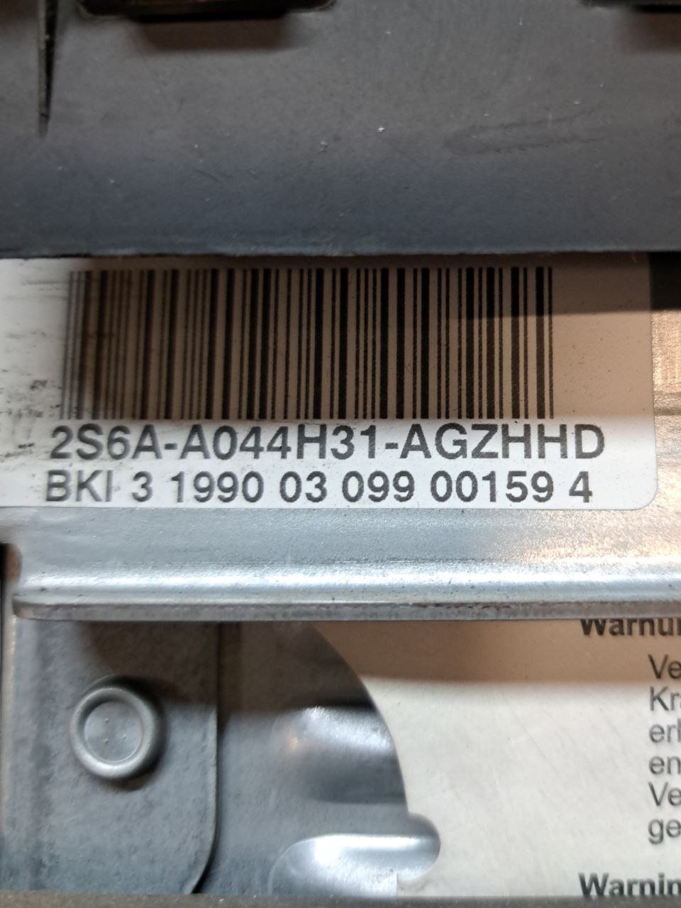 Airbag cruscotto lato destro lato Passeggero Ford Fiesta (2003) COD:2S6AA044H31AG - F&P CRASH SRLS - Ricambi Usati