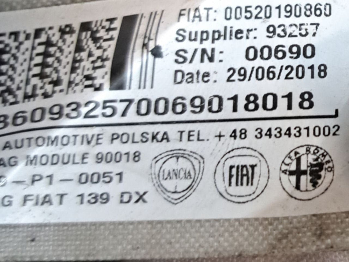 Airbag destro a tendina FIAT Panda (2012) COD:520190860 - F&P CRASH SRLS - Ricambi Usati