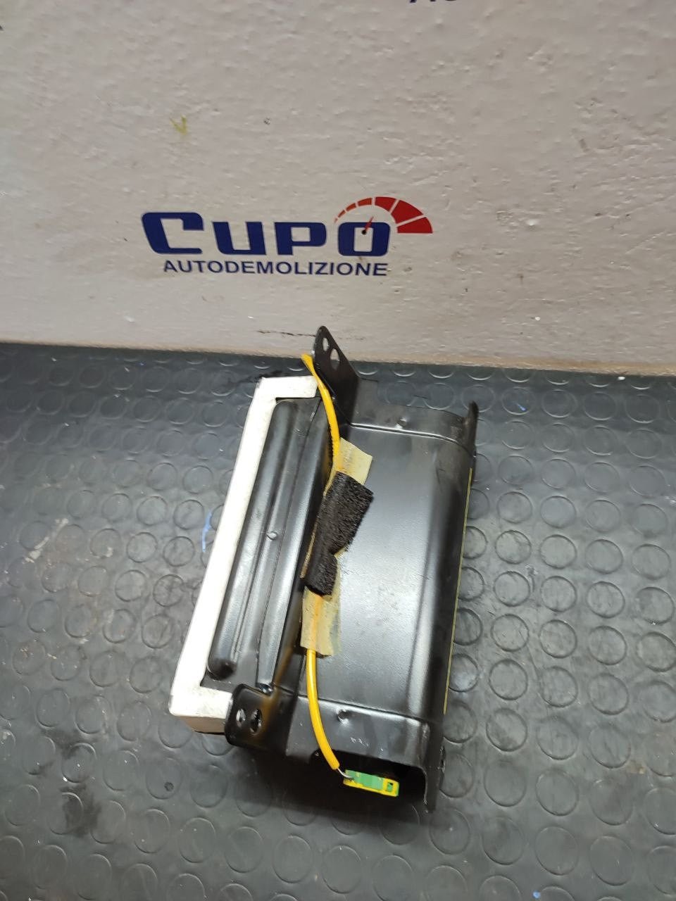 Airbag lato passeggero Mini Cooper ( r50 ) 2002 - F&P CRASH SRLS - Ricambi Usati