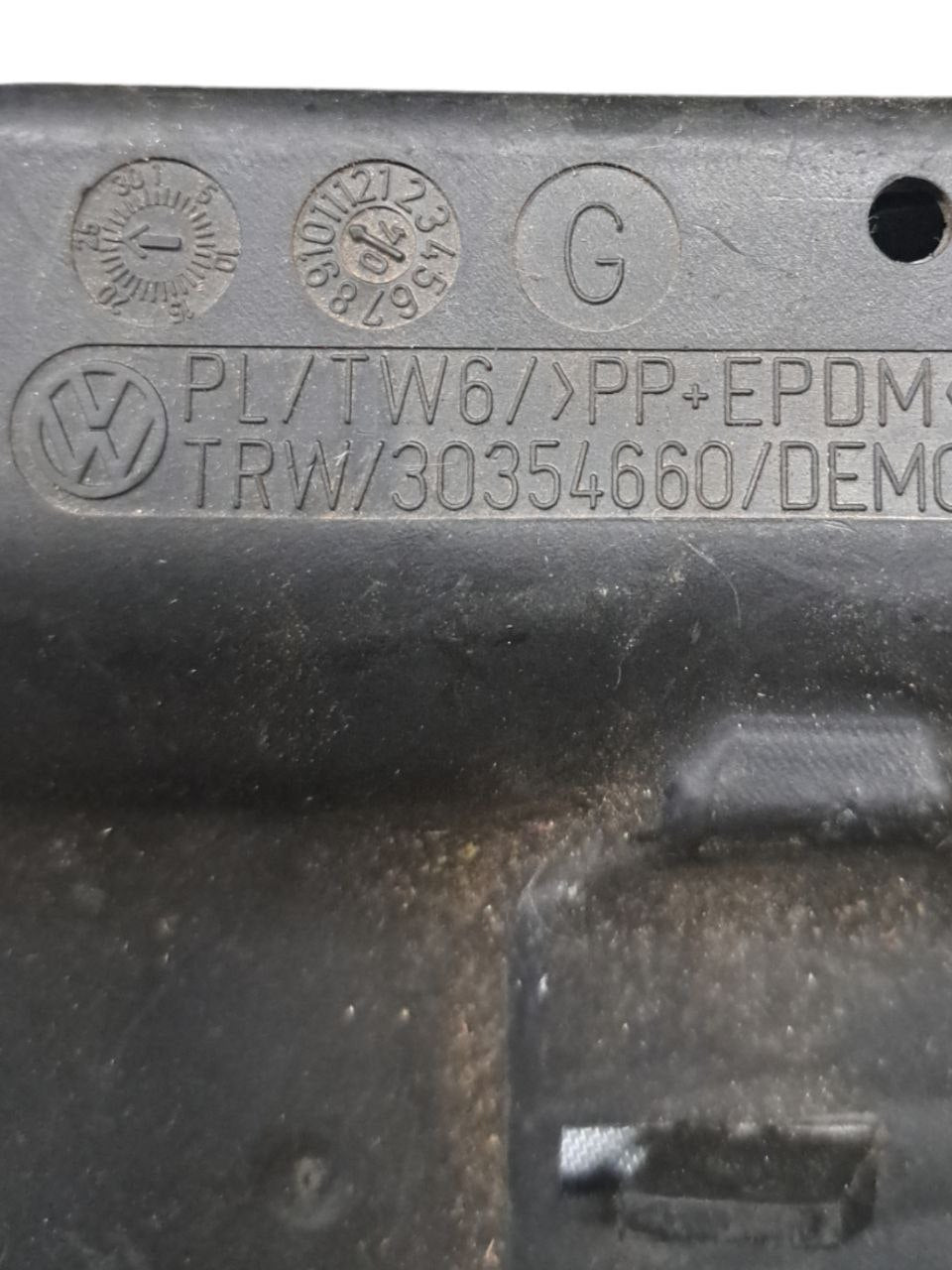 Airbag sedile Sinistro Volkswagen Golf V COD:30354660 (2003 - 2008) - F&P CRASH SRLS - Ricambi Usati