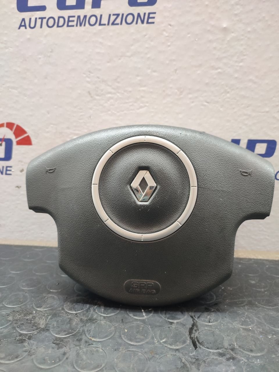 Airbag Sterzo RENAULT MEGANE 1.9 (2003) cod: 6056962e - F&P CRASH SRLS - Ricambi Usati