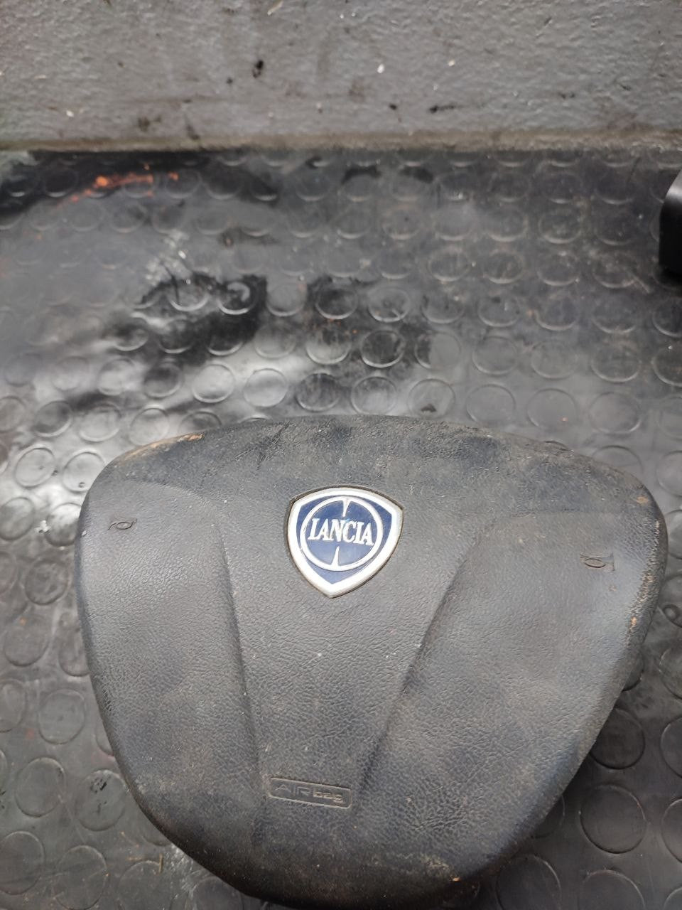 Airbag volante guidatore Lancia Ypsilon ( 846 - 2015 ) cod 07355292110 - F&P CRASH SRLS - Ricambi Usati