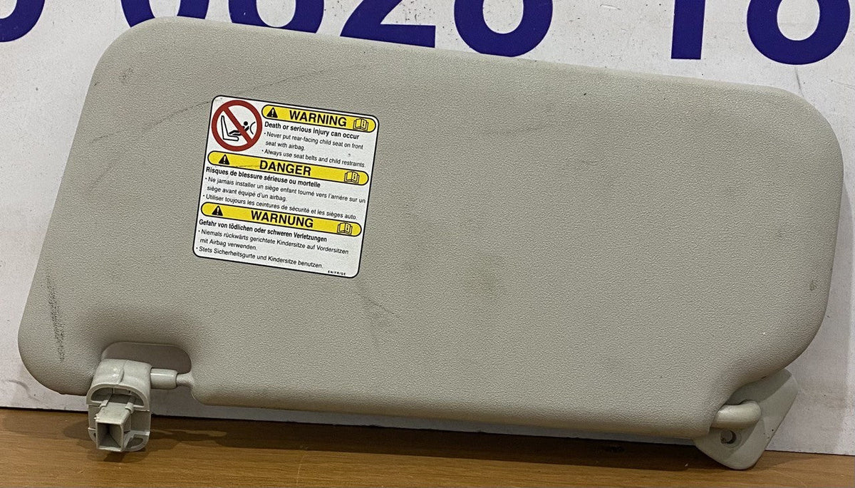 Aletta Parasole Lato Guidatore Mazda 2 2012 J48J - F&P CRASH SRLS - Ricambi Usati