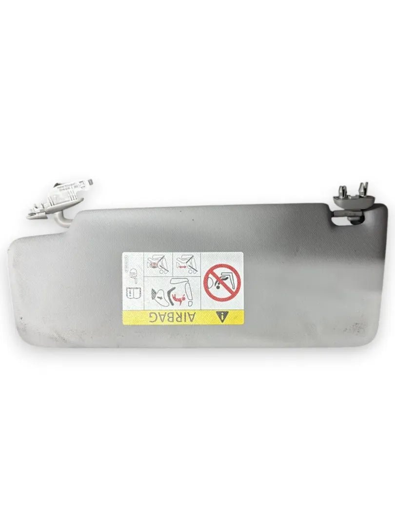 Aletta parasole parabrezza destra Audi A4 8W OEM 8W0857552A7C0 - F&P CRASH SRL - Ricambi Usati