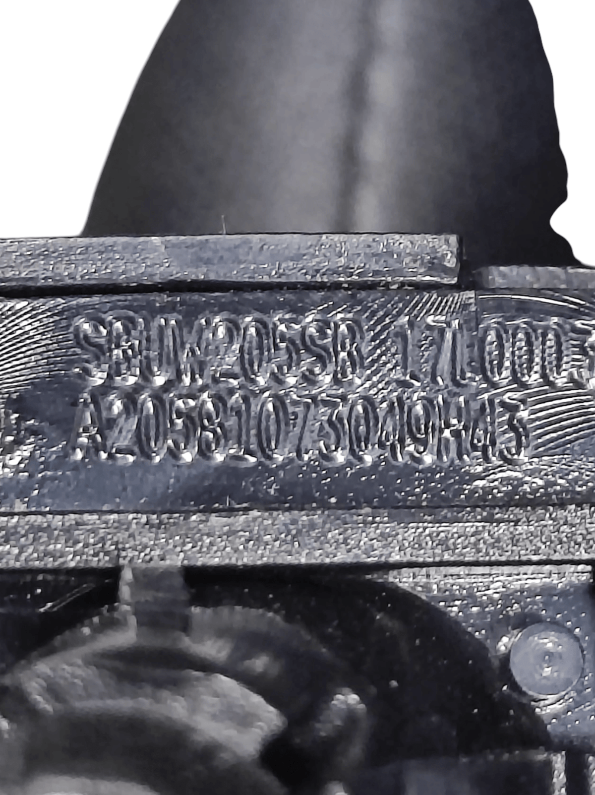 Aletta Parasole Sinistra Mercedes Classe C W205 COD: A20581073049H43 (2014 - 2021) - F&P CRASH SRLS - Ricambi Usati