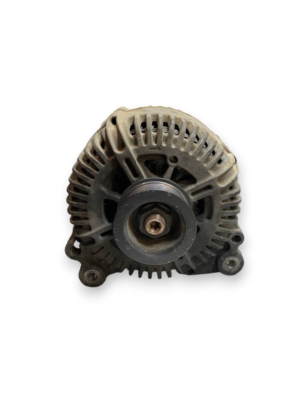 Alternatore Audi A6 3.0 tdi (2010) cod: 059903015R - F&P CRASH SRLS - Ricambi Usati