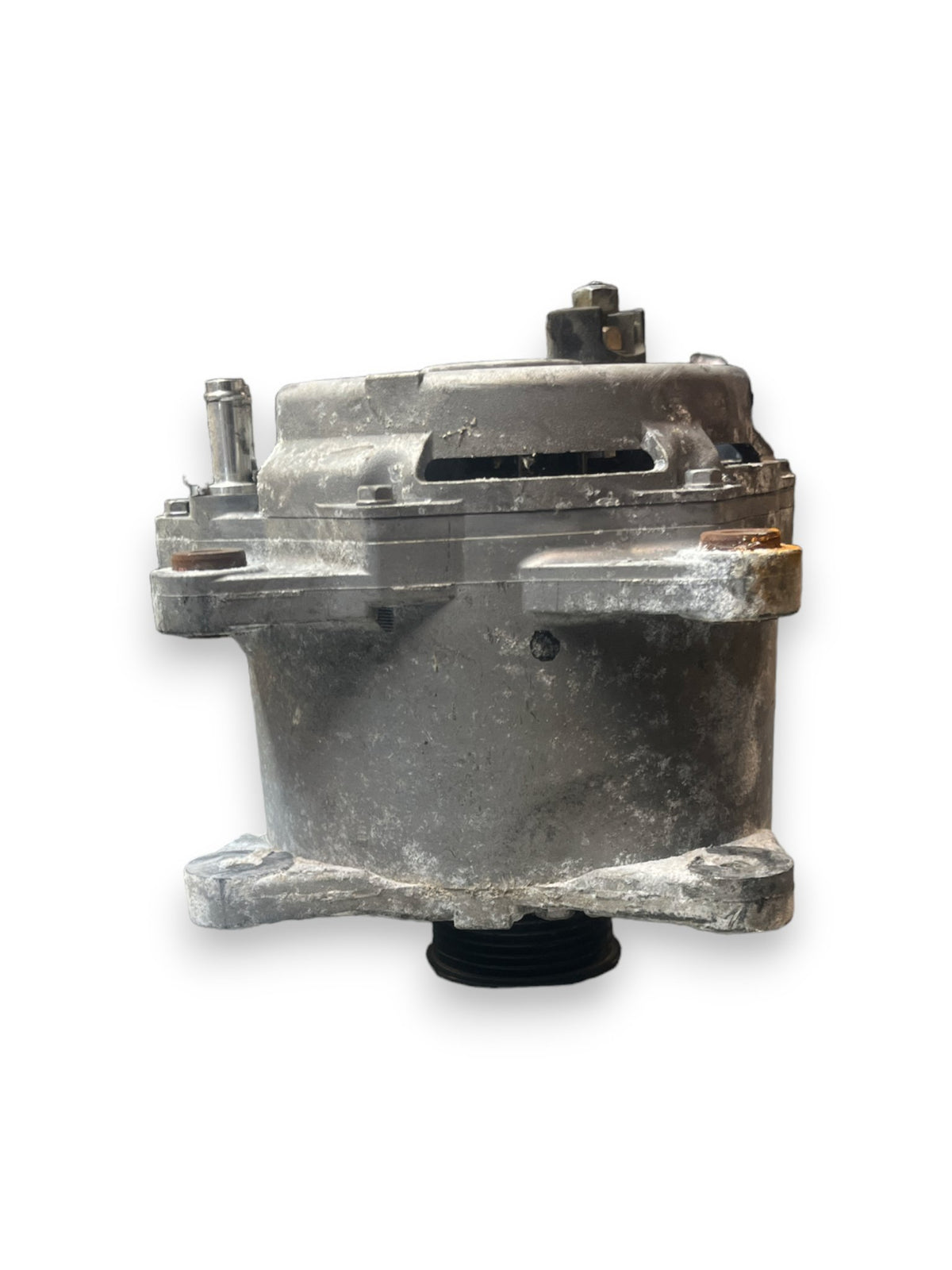 Alternatore Audi A8 ( 4.2d - 4H - 2015 ) cod : 057903015D - F&P CRASH SRLS - Ricambi Usati