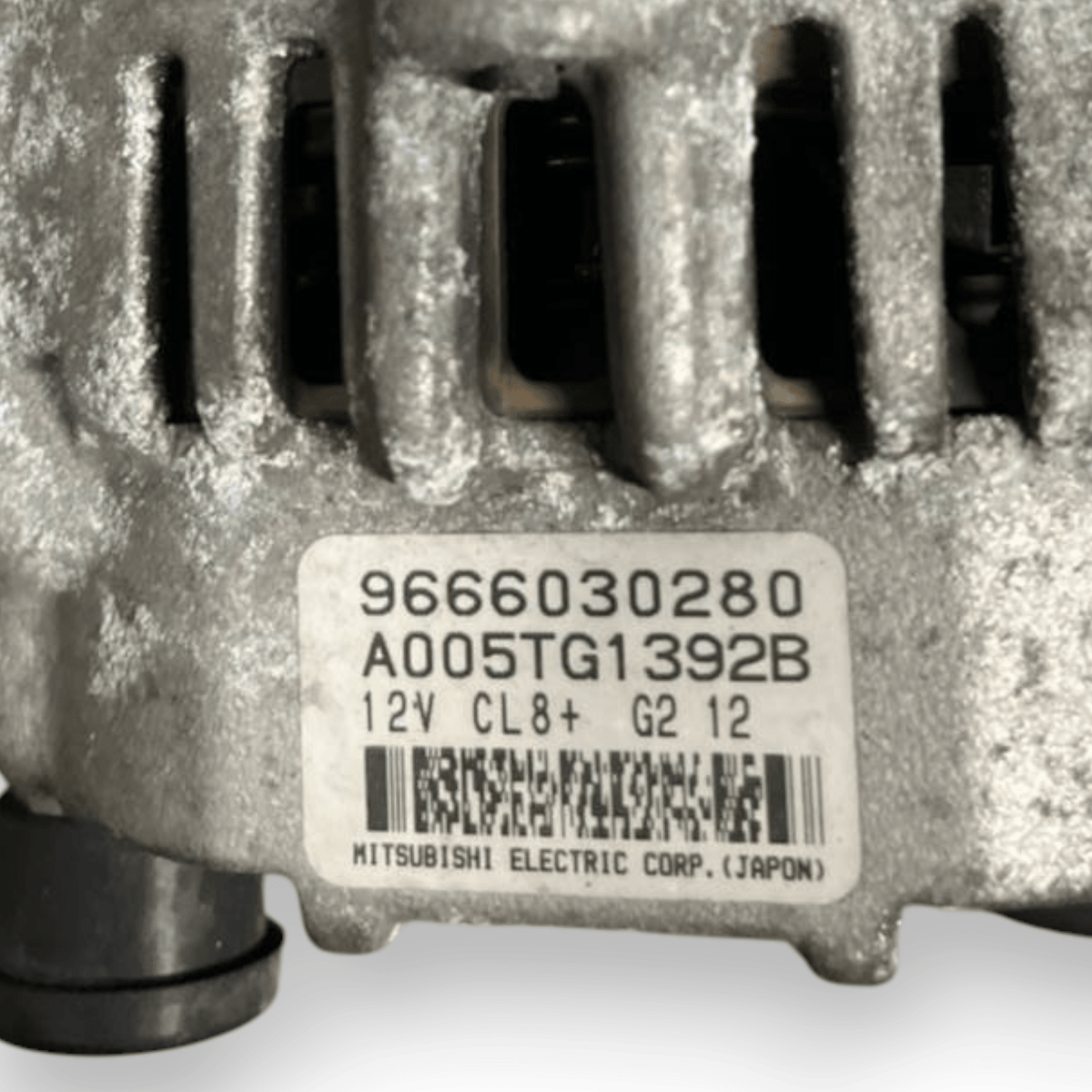 Alternatore Citroen C3 II 1.4 Benzina (2009 al 2016) cod: 9666030280 - F&P CRASH SRLS - Ricambi Usati