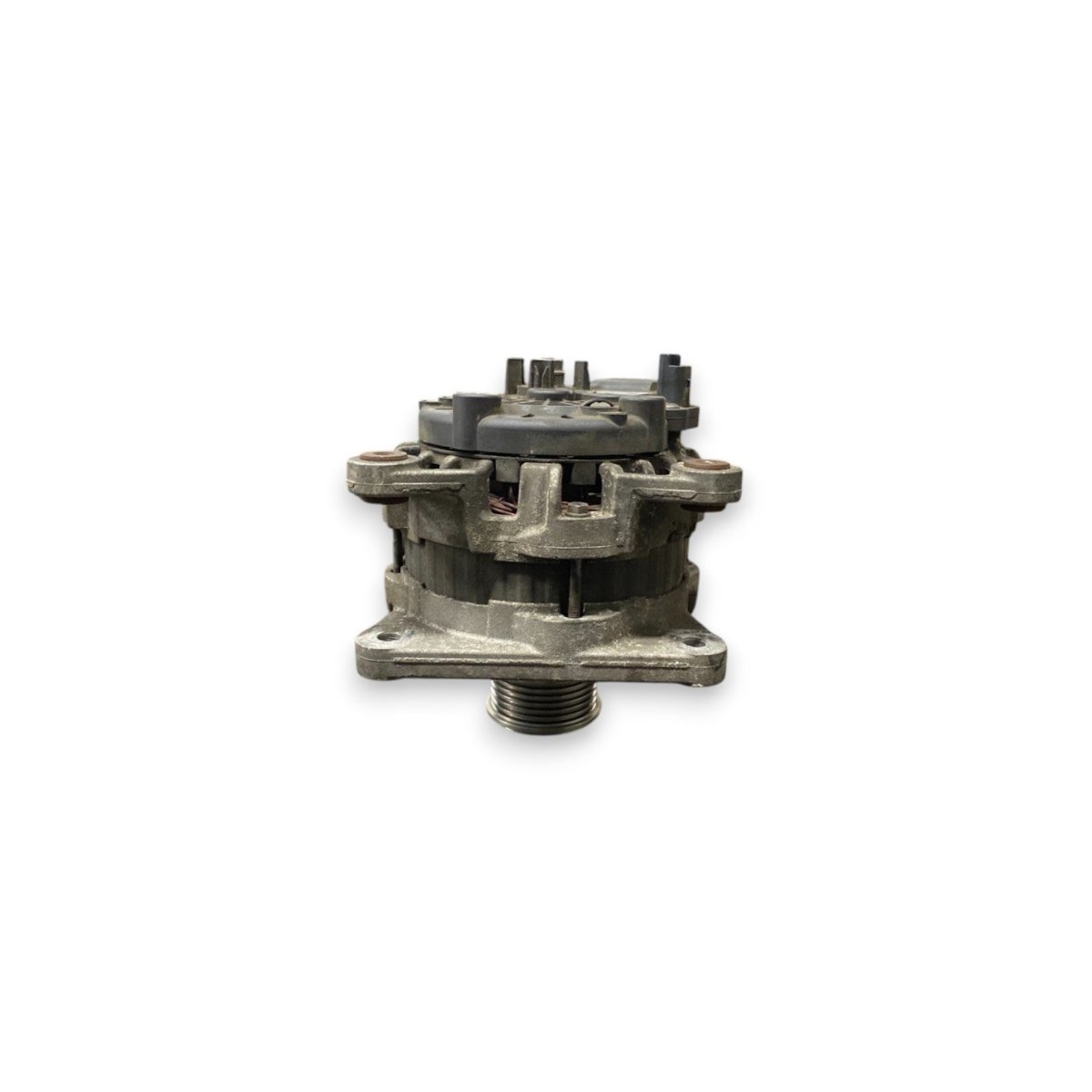 Alternatore dacia dokker 1.5 diesel (2013 - 2021) Cod: 231002949r - F&P CRASH SRLS - Ricambi Usati