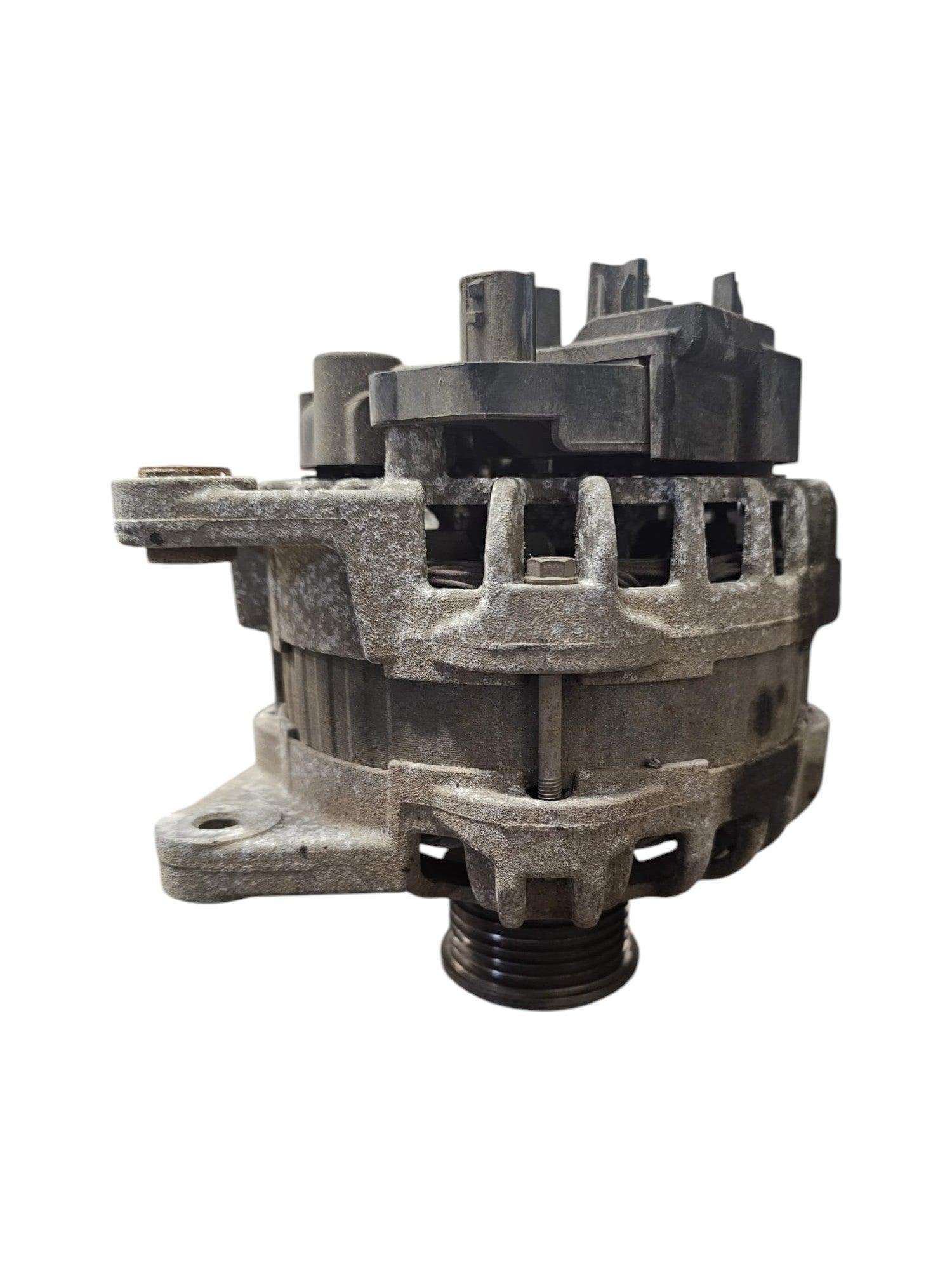 Alternatore Dacia Dokker 1.5 Diesel Cod:231005933R (2013 - 2021) - F&P CRASH SRLS - Ricambi Usati