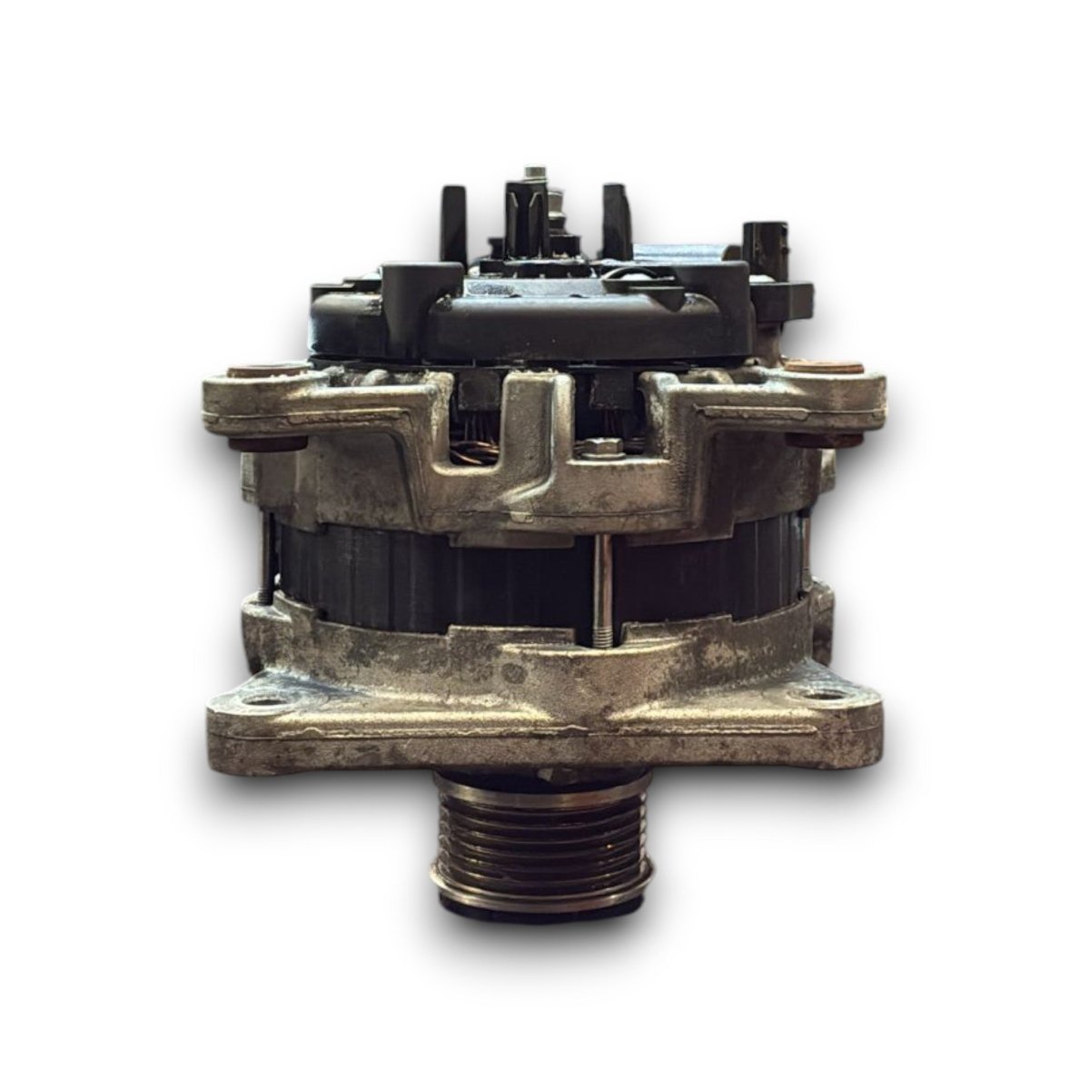 Alternatore dacia dokker cod . 231005933R 1.5 diesel (2013-2021) - F&P CRASH SRL - Ricambi Usati