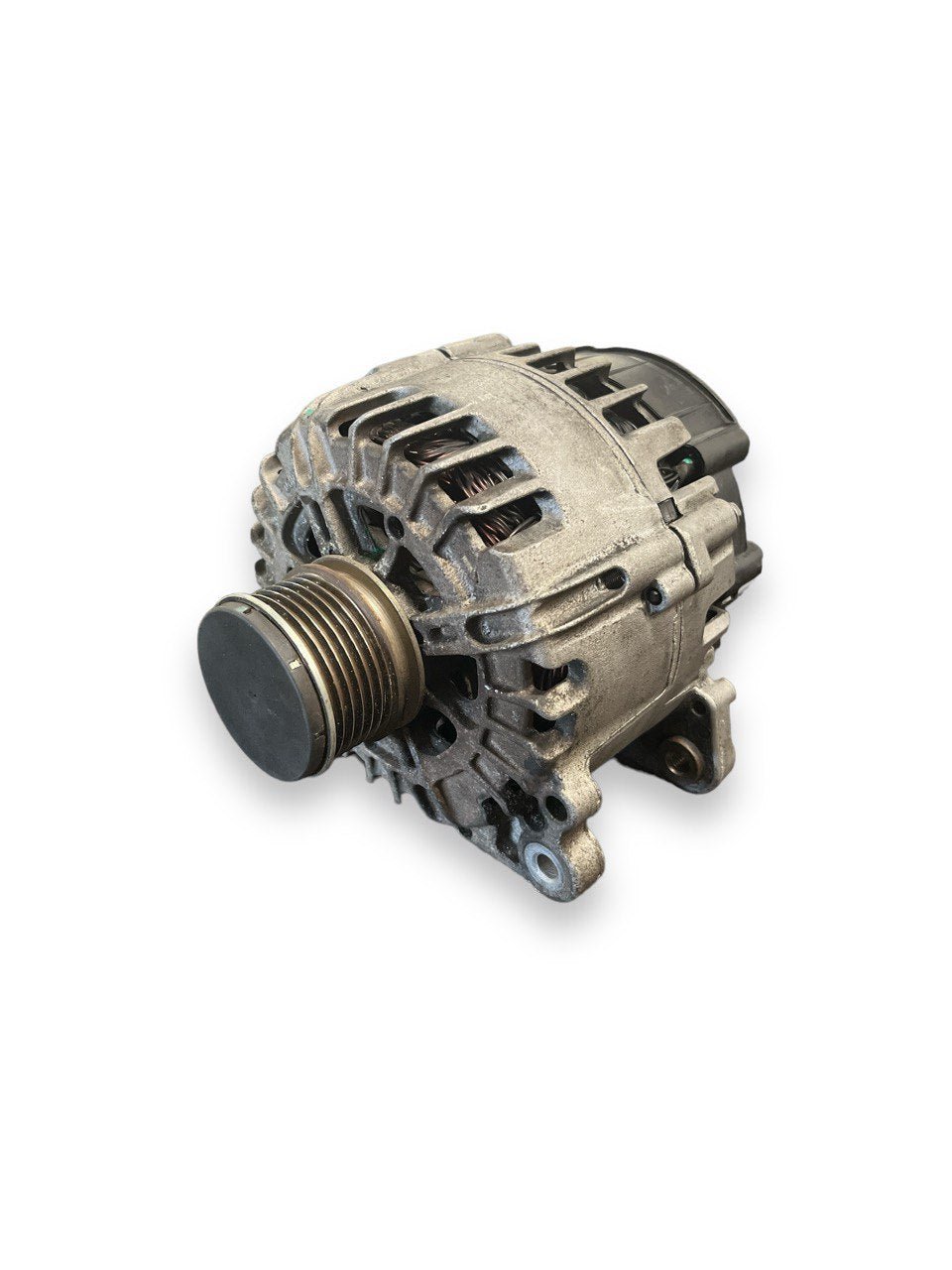 Alternatore Dacia Duster / Renault Clio IV 1.5 diesel (2010 - 2019) cod.231000788R - F&P CRASH SRLS - Ricambi Usati