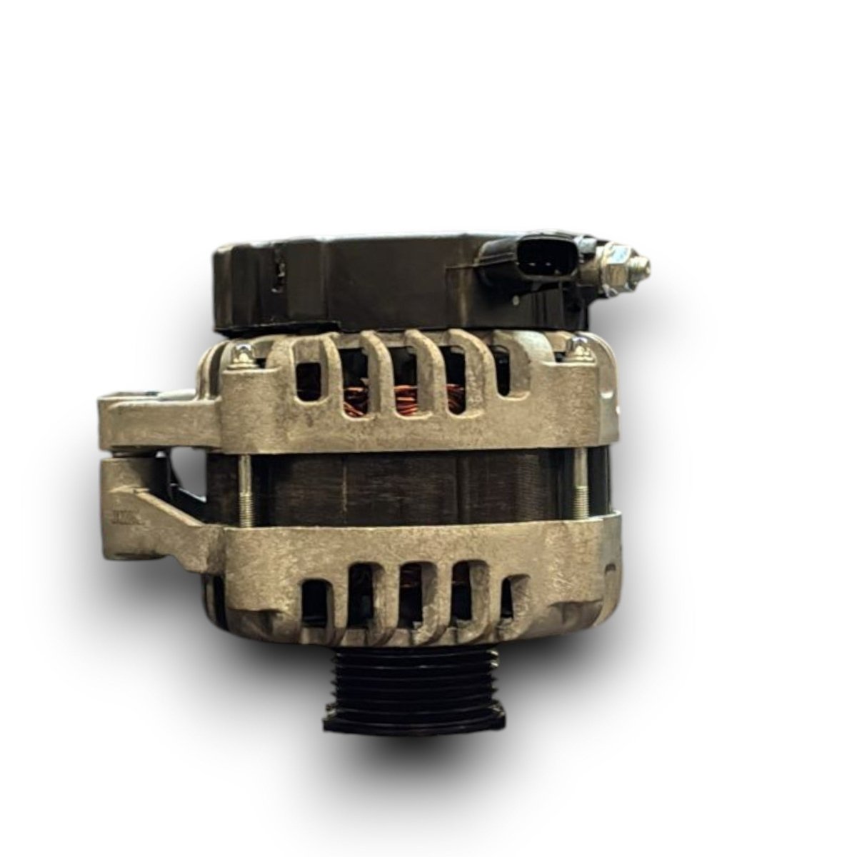 Alternatore dr 6.0 cod . e4g16-3701010ea 1.5 benzina (2022 >) - F&amp;P CRASH SRL - Ricambi Usati