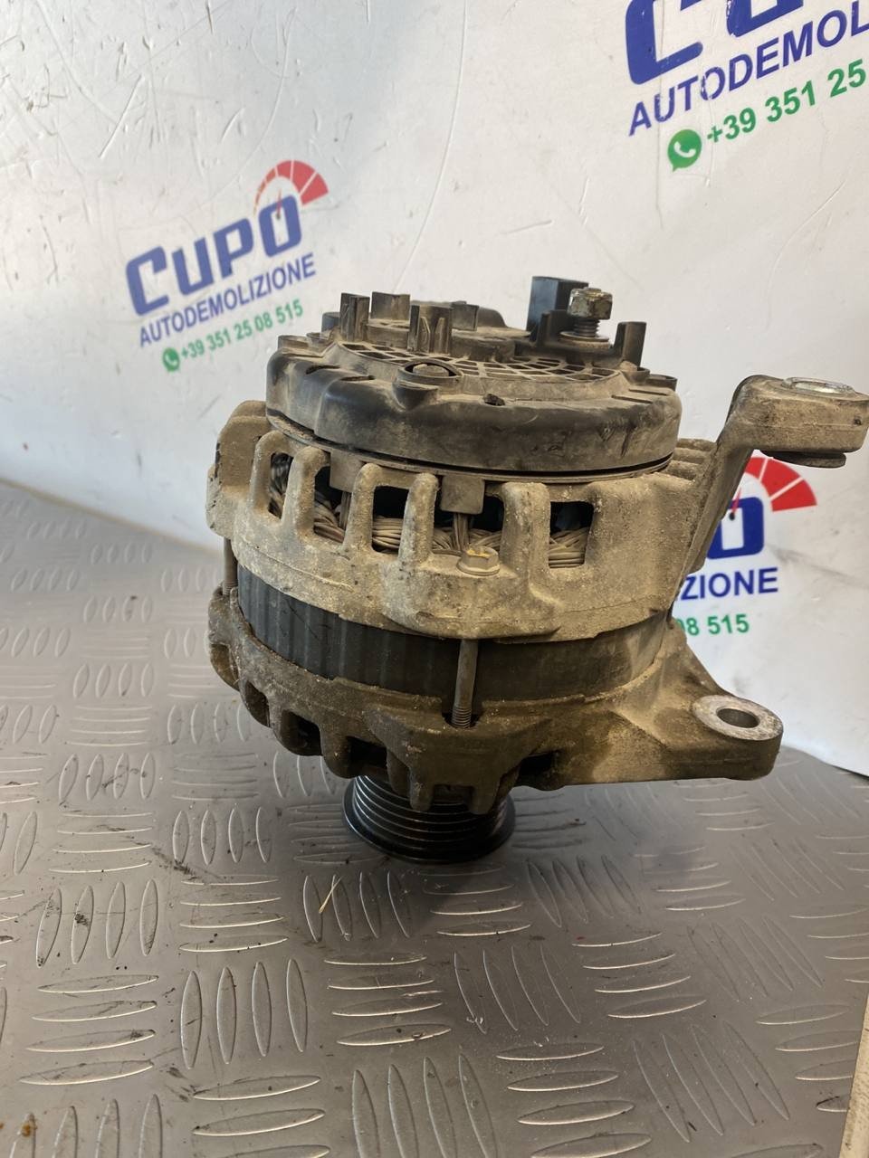 Alternatore Fiat ducato 2.3 cod:504385134 f000bl0705 - F&P CRASH SRLS - Ricambi Usati