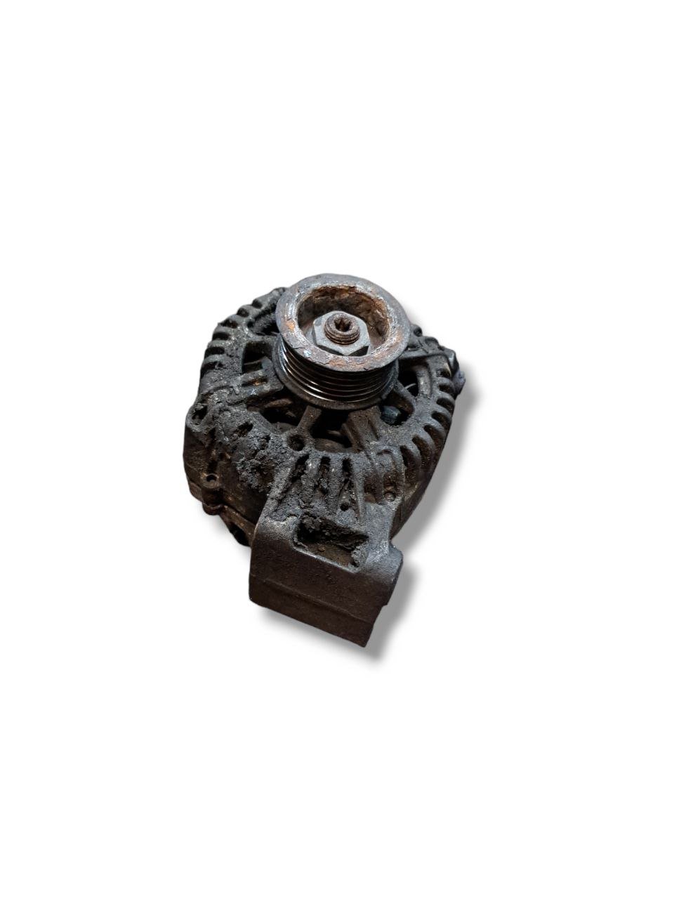 Alternatore Fiat Fiorino / Qubo / Bipper / Nemo 1.3 mjt (2009) COD:51792276 - F&P CRASH SRLS - Ricambi Usati