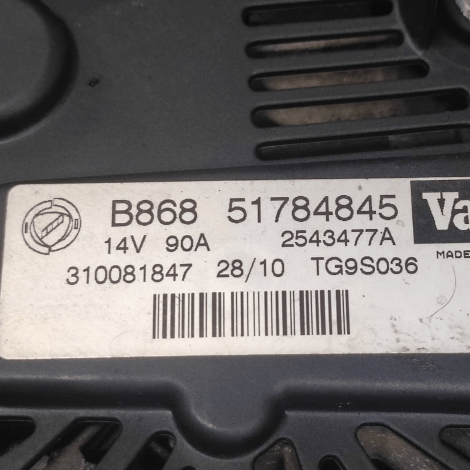 Alternatore Fiat Grande Punto 1.3 Diesel COD: B86851784845 (2005 - 2012) - F&P CRASH SRLS - Ricambi Usati