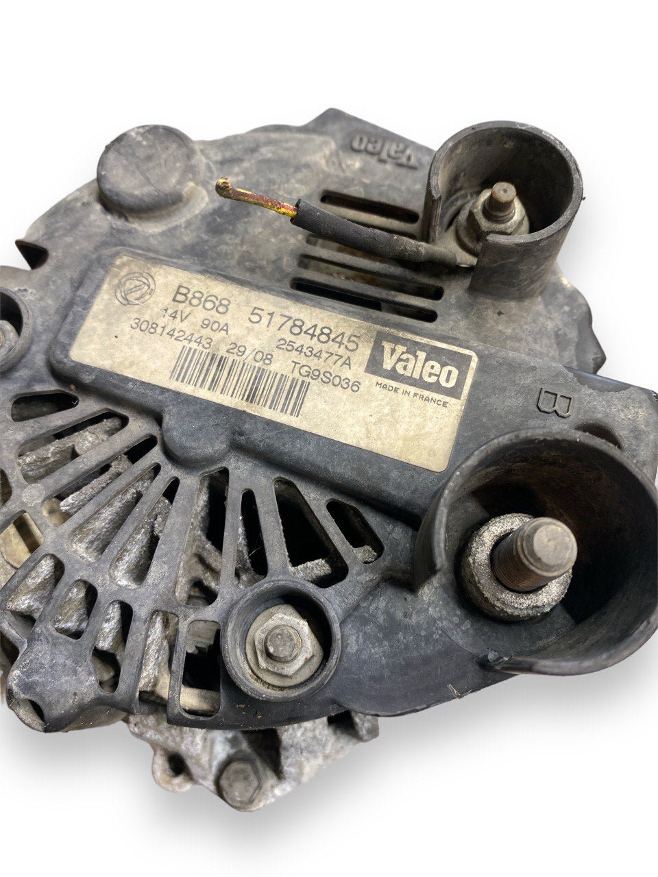 Alternatore Fiat Grande punto 1.3 mtj (2007) COD:51784845 - F&P CRASH SRLS - Ricambi Usati