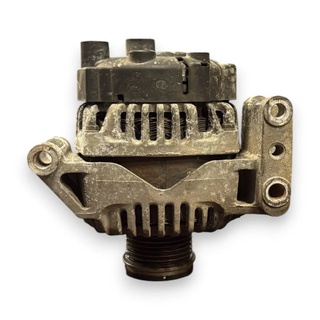 Alternatore Fiat Punto EVO 3J OEM 51984056 - F&P CRASH SRL - Ricambi Usati