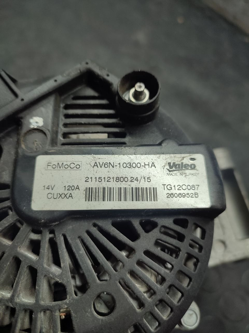 Alternatore Ford Fiesta ( mk7 - 2017 ) 1.5 tdci 85 cv cod av6n-10300-ha - F&P CRASH SRLS - Ricambi Usati