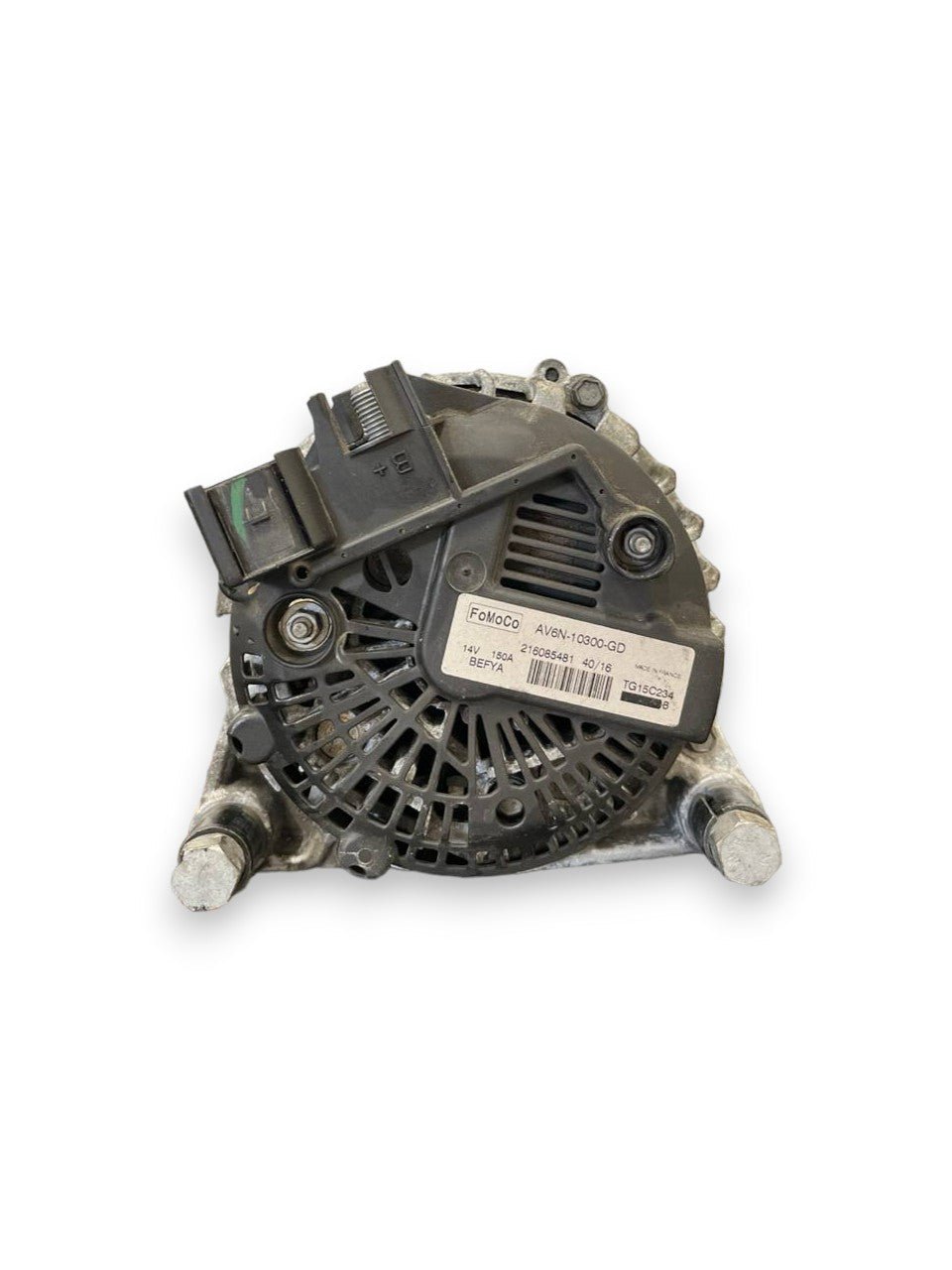 Alternatore Ford Kuga II / Ford C-Max II / Ford Ecosport / Ford Focus III 1.5 tdci (2012 al 2020) cod: AV6N-10300-GD / 216085481 - F&P CRASH SRLS - Ricambi Usati