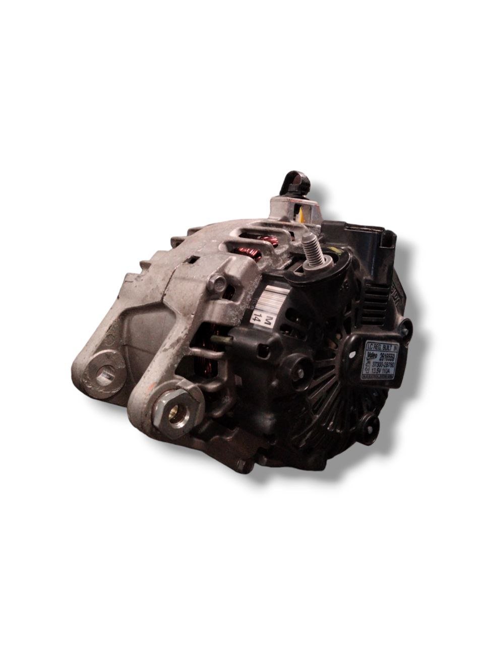 Alternatore Kia Rio III UB / Carens / Soul 1.4 benzina (2011 - 2017)cod.37300 - 2B760 / 2616559 - F&P CRASH SRLS - Ricambi Usati