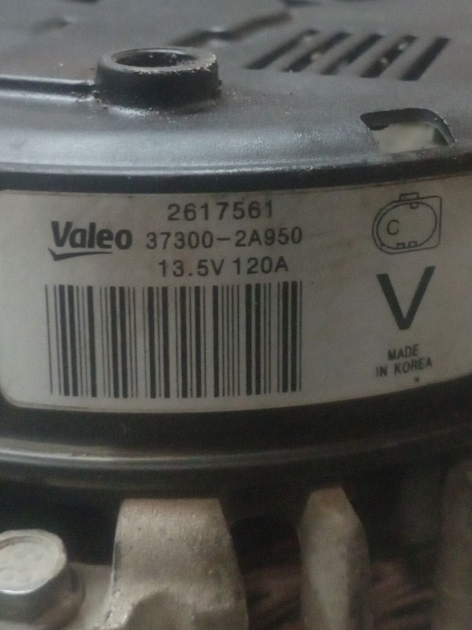 Alternatore Kia Soul 1.6 Diesel (2014) cod: 37300-2A950 - F&P CRASH SRLS - Ricambi Usati