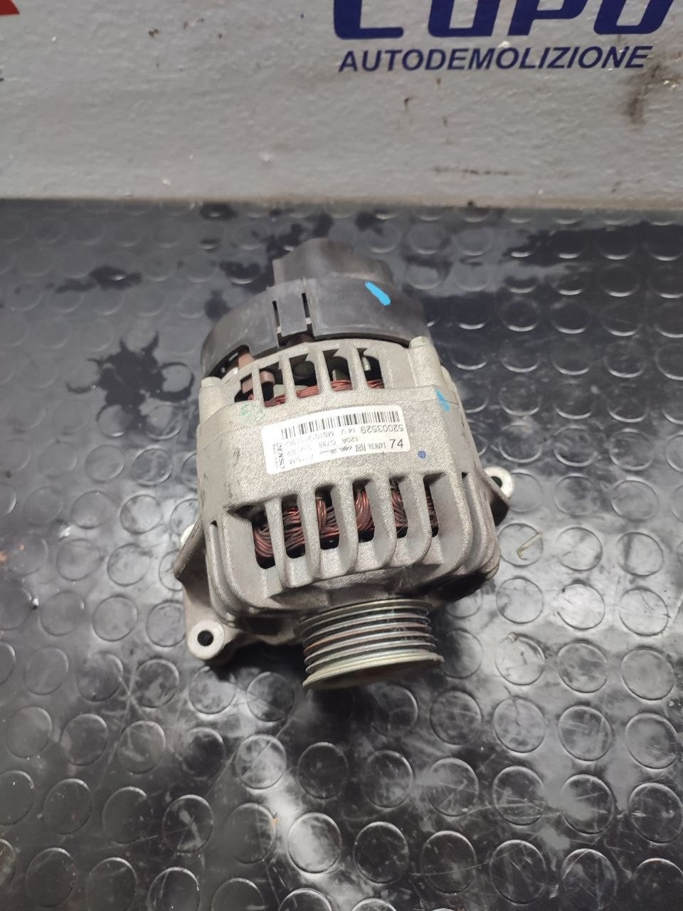 Alternatore Lancia Ypsilon ( 2015 ) 1.2 benzina cod 52003529 - F&P CRASH SRLS - Ricambi Usati