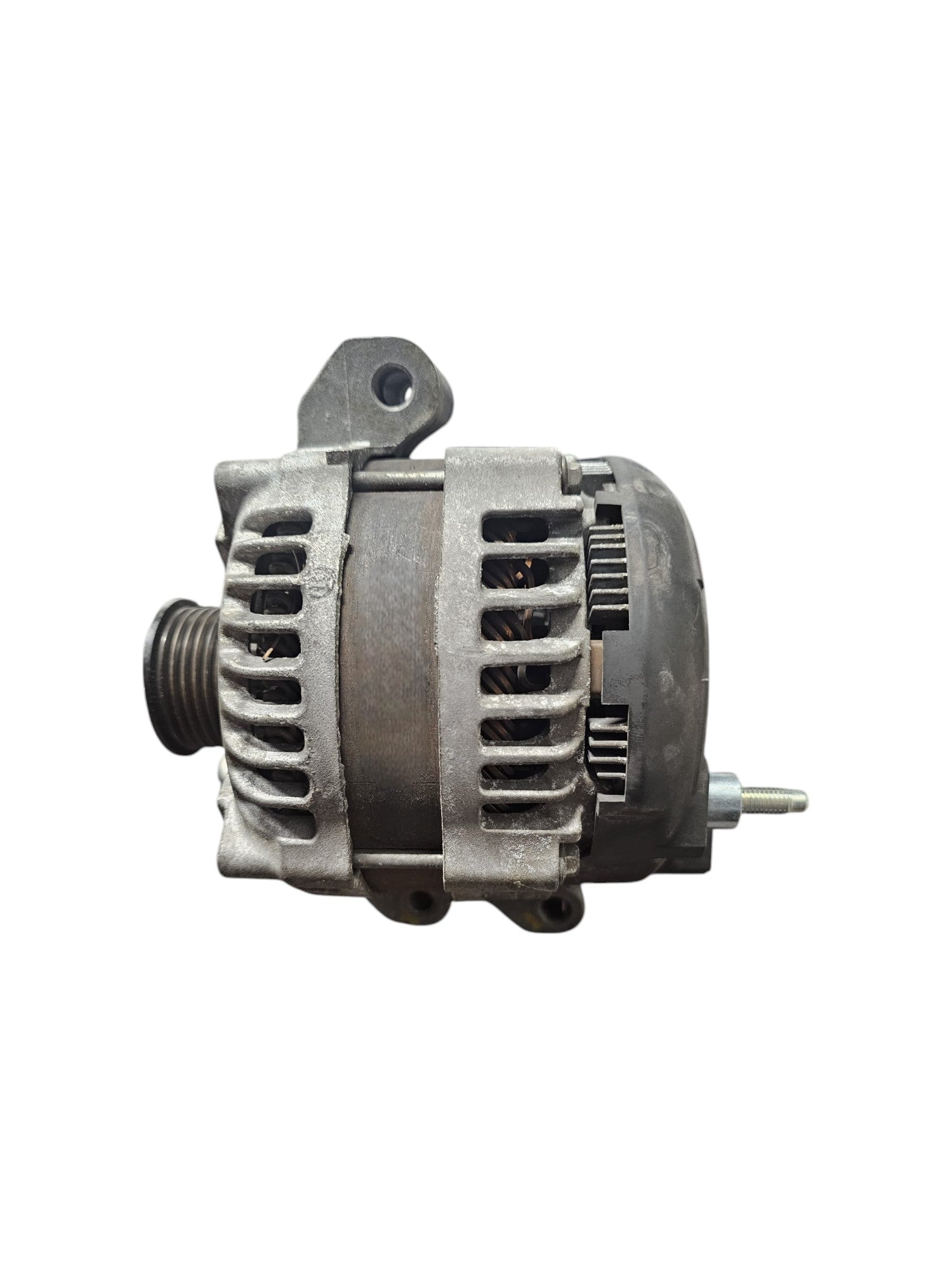 Alternatore Maserati Levante 3.8 Benzina Cod:28353124485 (2016 - >) - F&P CRASH SRLS - Ricambi Usati