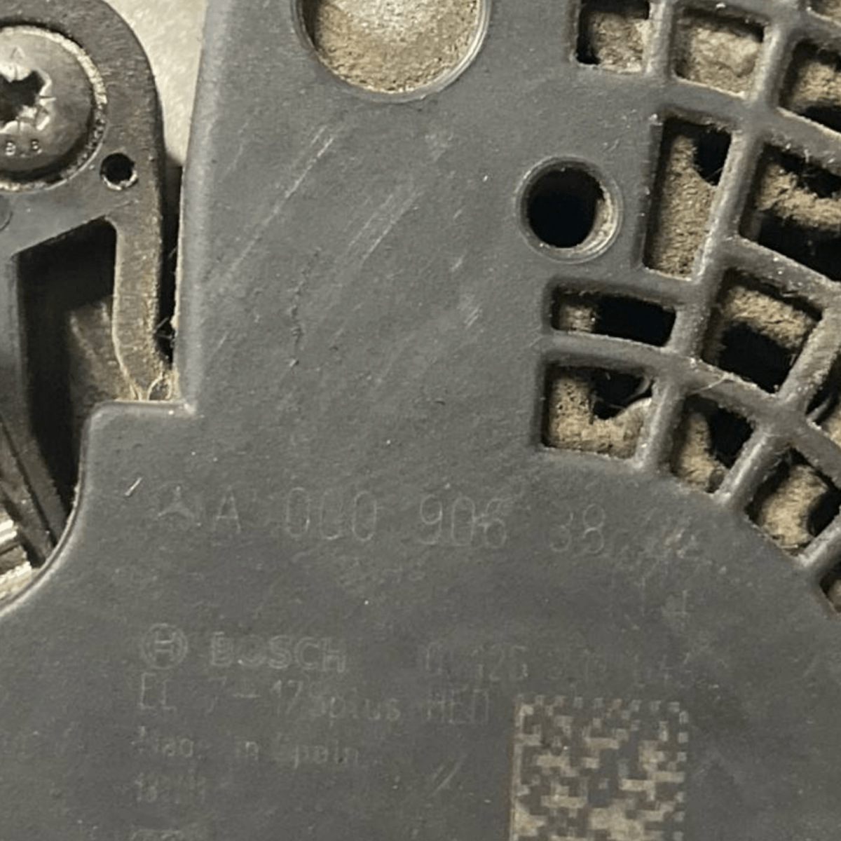 Alternatore Mercedes - Benz Classe A W176 1.5 Diesel (2012 al 2018) cod: A0009063822 - F&P CRASH SRLS - Ricambi Usati