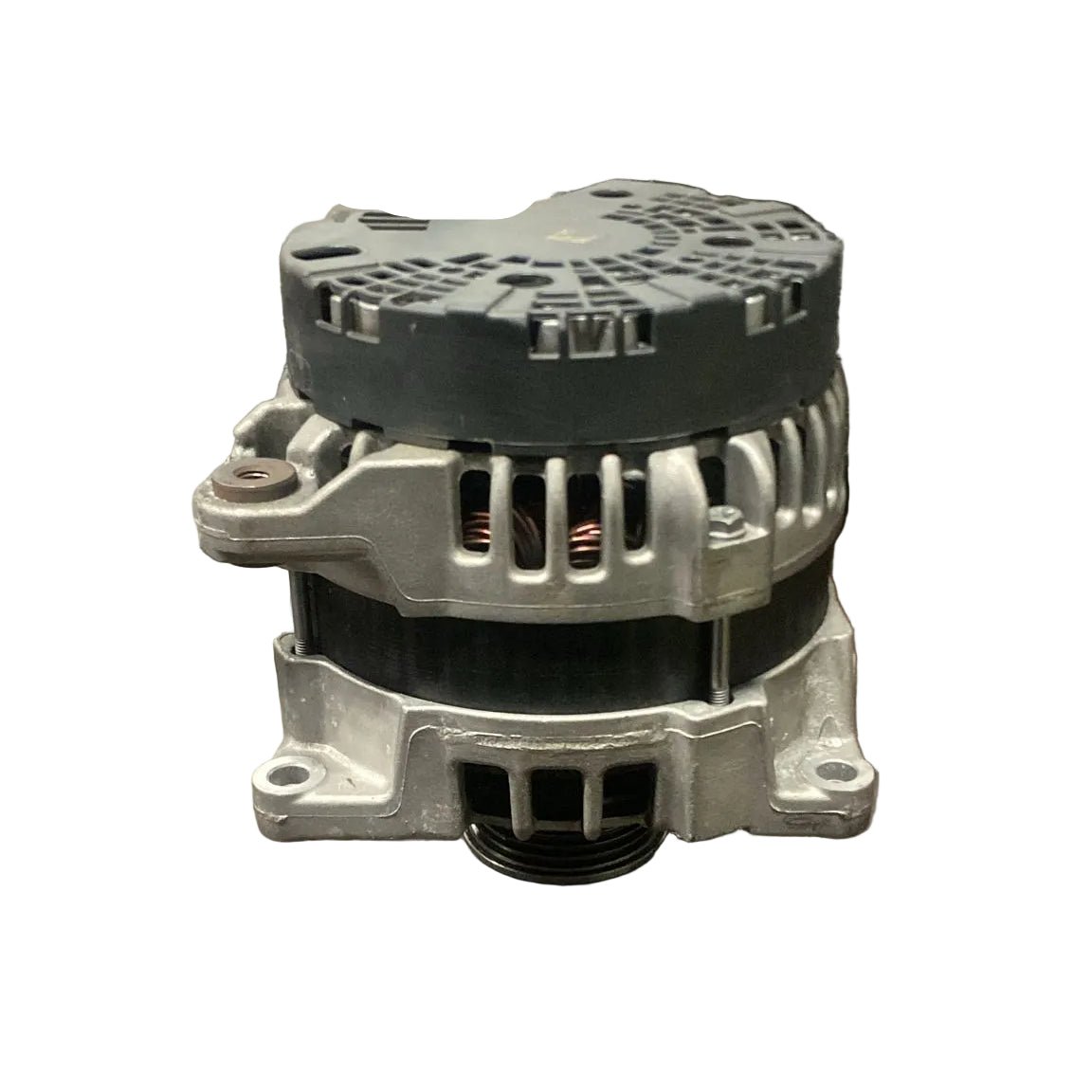 Alternatore mercedes benz classe b w246 cod . a0009063822 2.0 diesel (2014 > 2021) - F&P CRASH SRL - Ricambi Usati