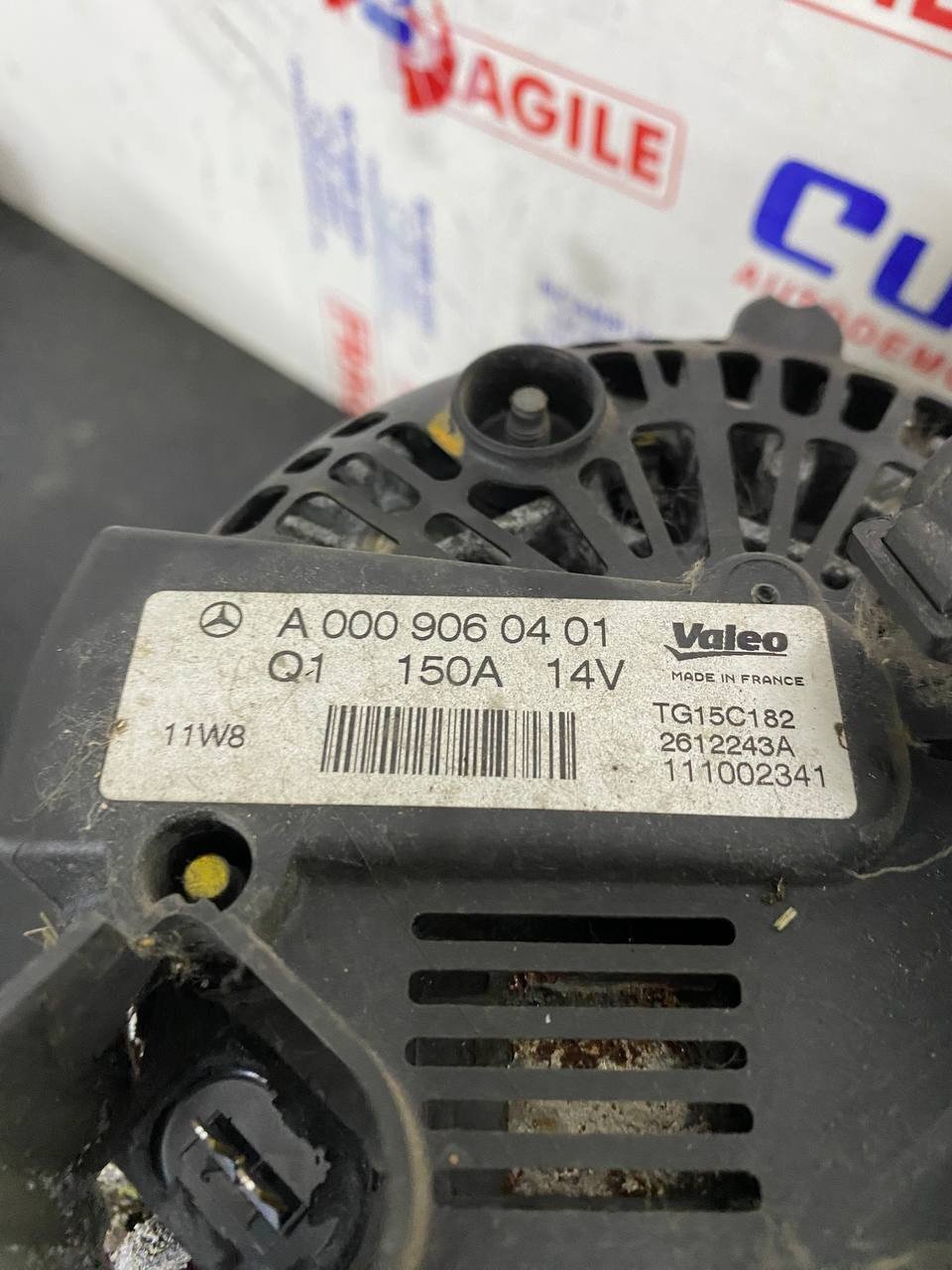 Alternatore Mercedes-Benz Classe-C W204 (2011) cod: A0009060401 - F&P CRASH SRLS - Ricambi Usati