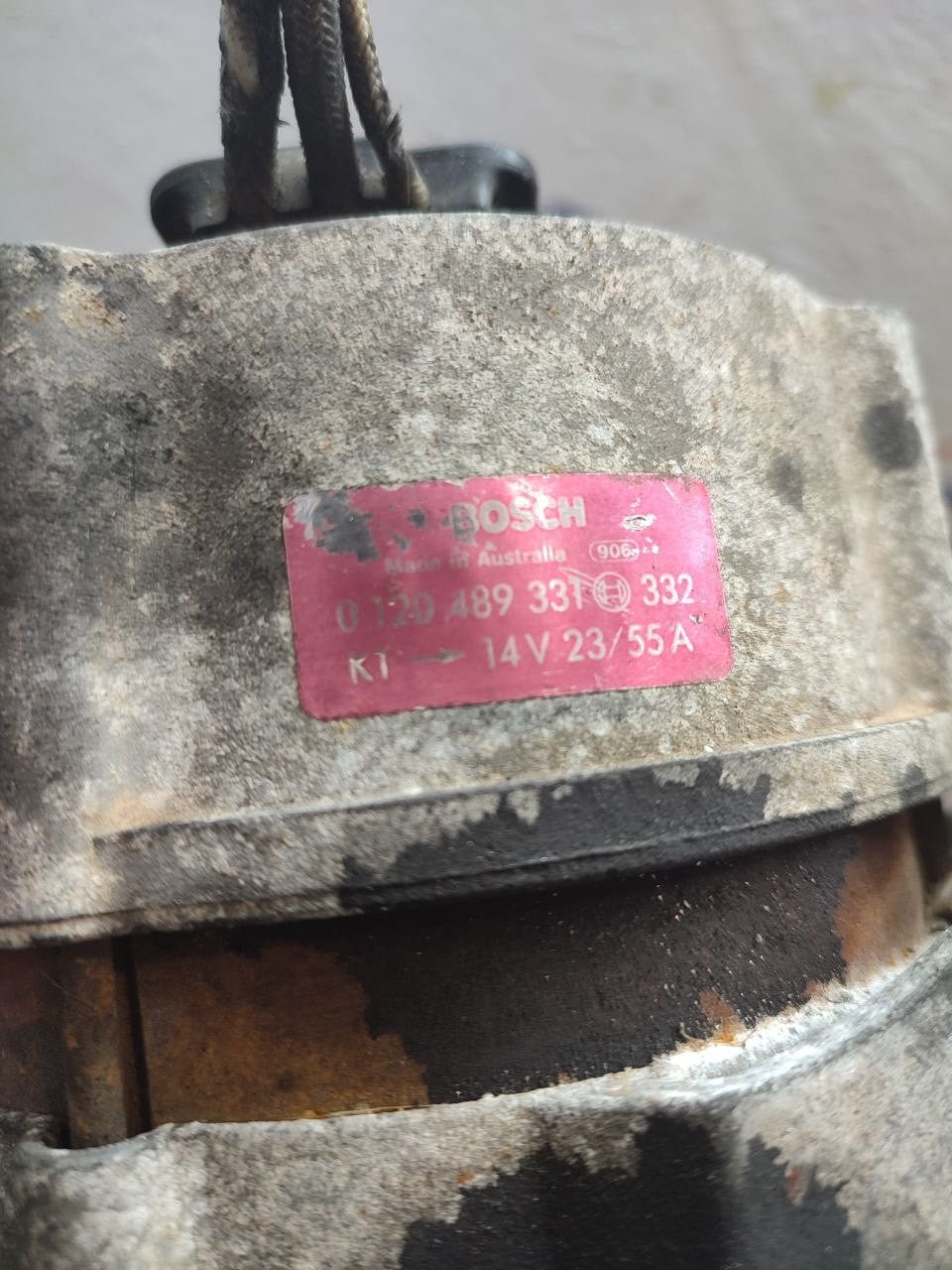 Alternatore MERCEDES BENZ CLASSE E Cod:0120489331 - F&P CRASH SRLS - Ricambi Usati