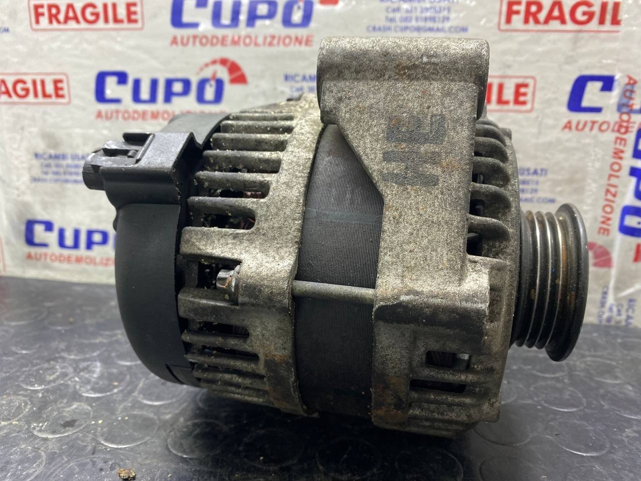 Alternatore motore toyota yaris 1.0 (2000) - F&P CRASH SRLS - Ricambi Usati