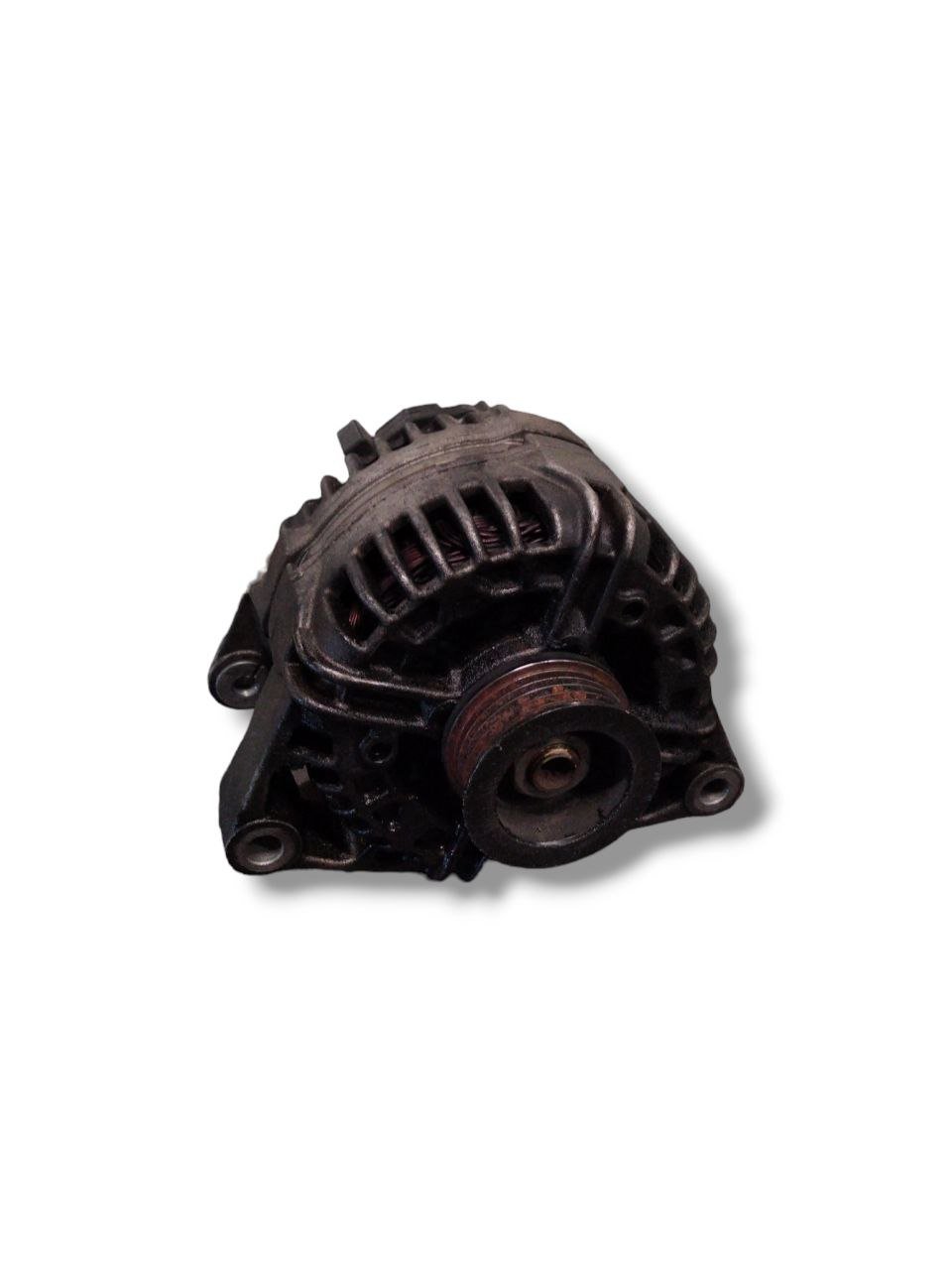 Alternatore Opel Corsa 1.2 Benzina (2000 - 2006) cod.0124425021 - 55556068 - F&P CRASH SRLS - Ricambi Usati