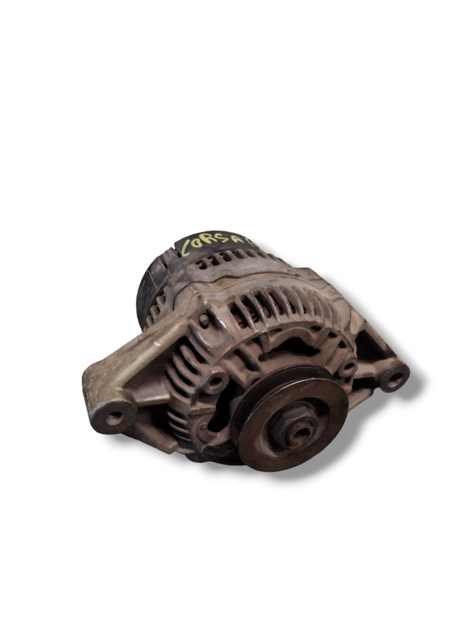 Alternatore Opel Corsa B 1.0 benzina (1993 - 2000) cod.0123100002 - 90389246 - F&amp;P CRASH SRLS - Ricambi Usati