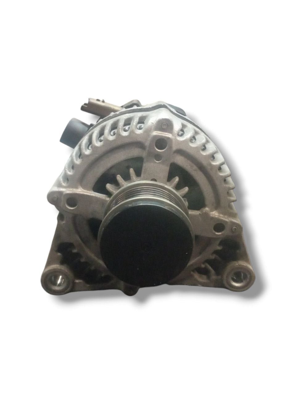 Alternatore Peugeot 2008 1.5 hdi (2021) cod: 9820893880 - F&amp;P CRASH SRLS - Ricambi Usati