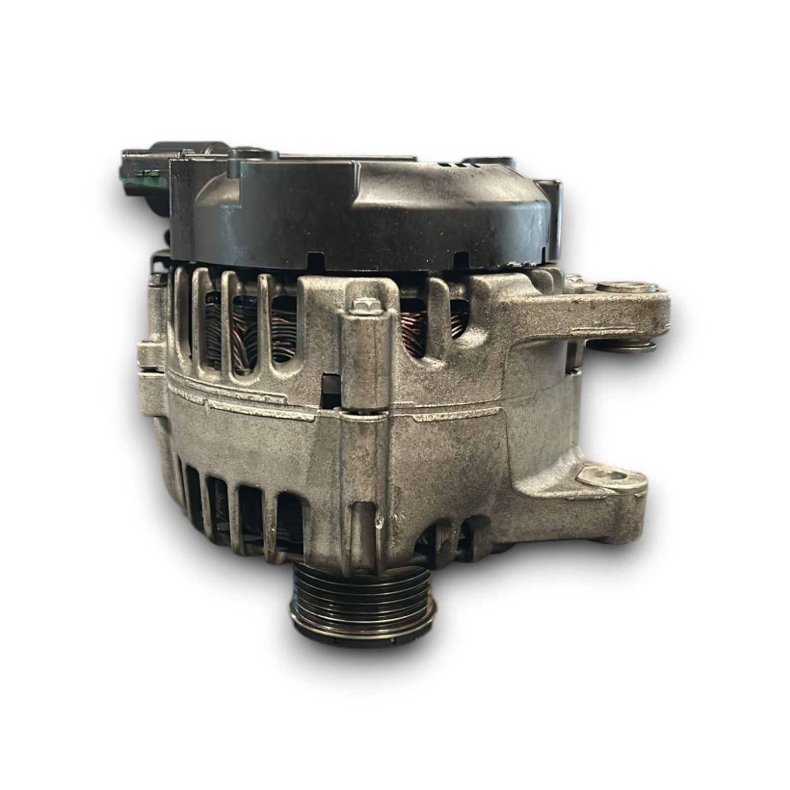 Alternatore Peugeot 208 1.2 Benzina (2019 >) cod:9826574080 - F&P CRASH SRLS - Ricambi Usati