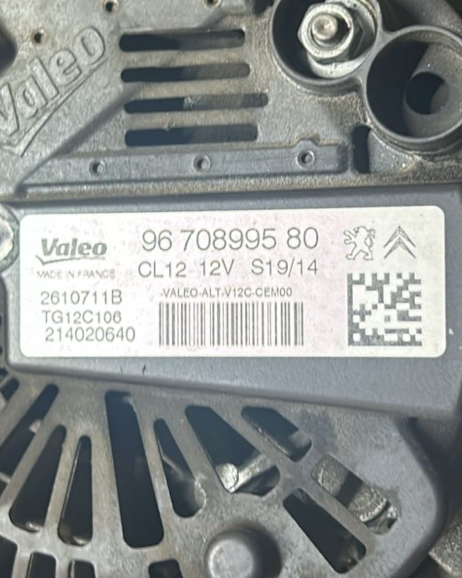 Alternatore Peugeot 208 I 1.0 Benzina (2012 > 2019) cod.9670899580 - F&P CRASH SRLS - Ricambi Usati