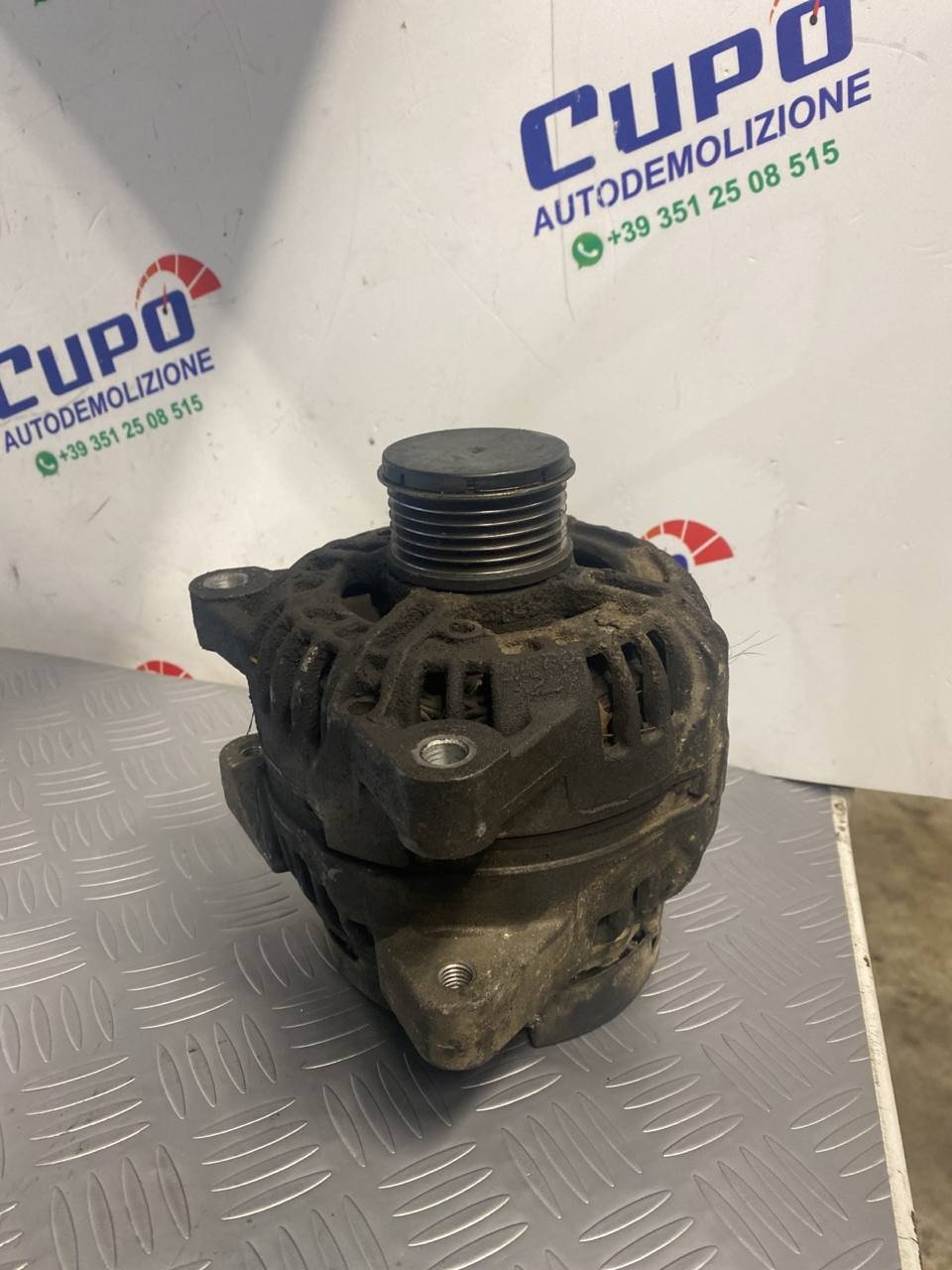 Alternatore Peugeot 307 1.6 (2002) cod:9646321880 - F&P CRASH SRLS - Ricambi Usati