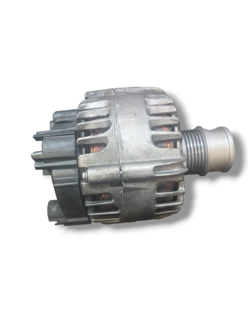 Alternatore Seat Arona 1.0 Benzina ( 2017 &gt; ) Cod : 04E903015 - F&amp;P CRASH SRLS - Ricambi Usati