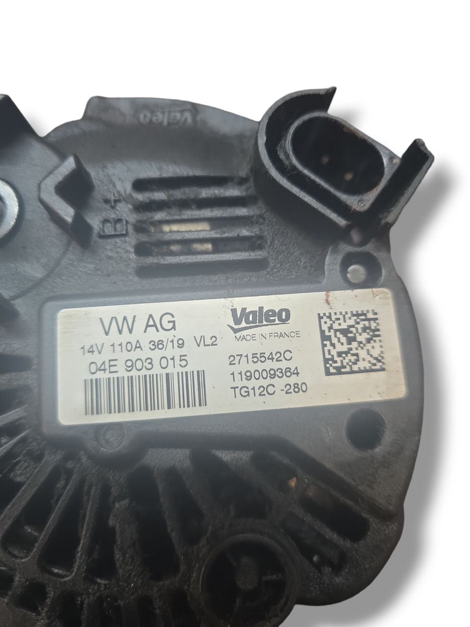 Alternatore Seat Arona 1.0 Benzina ( 2017 > ) Cod : 04E903015 - F&P CRASH SRLS - Ricambi Usati