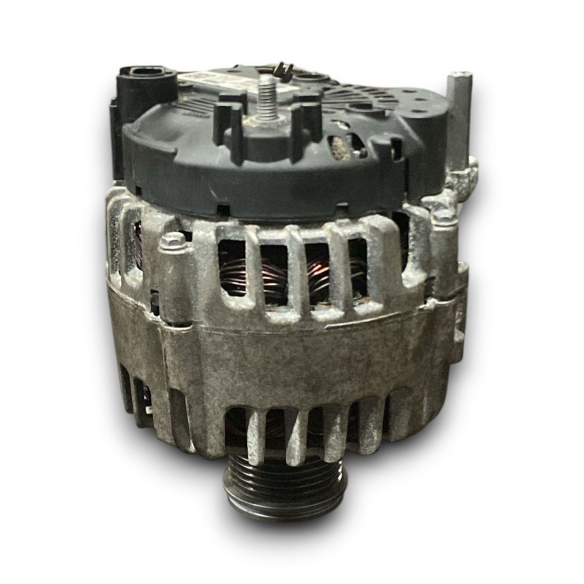 Alternatore seat ibiza III cod . 04l903021d 1.6 diesel (2002 > 2009) - F&P CRASH SRL - Ricambi Usati