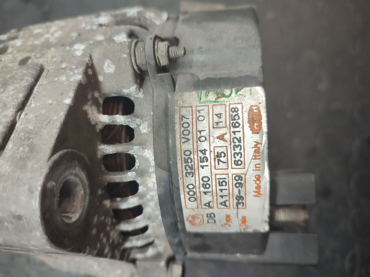 Alternatore Smart fortwo ( w450 ) 600b cod a1601540101 - F&P CRASH SRLS - Ricambi Usati