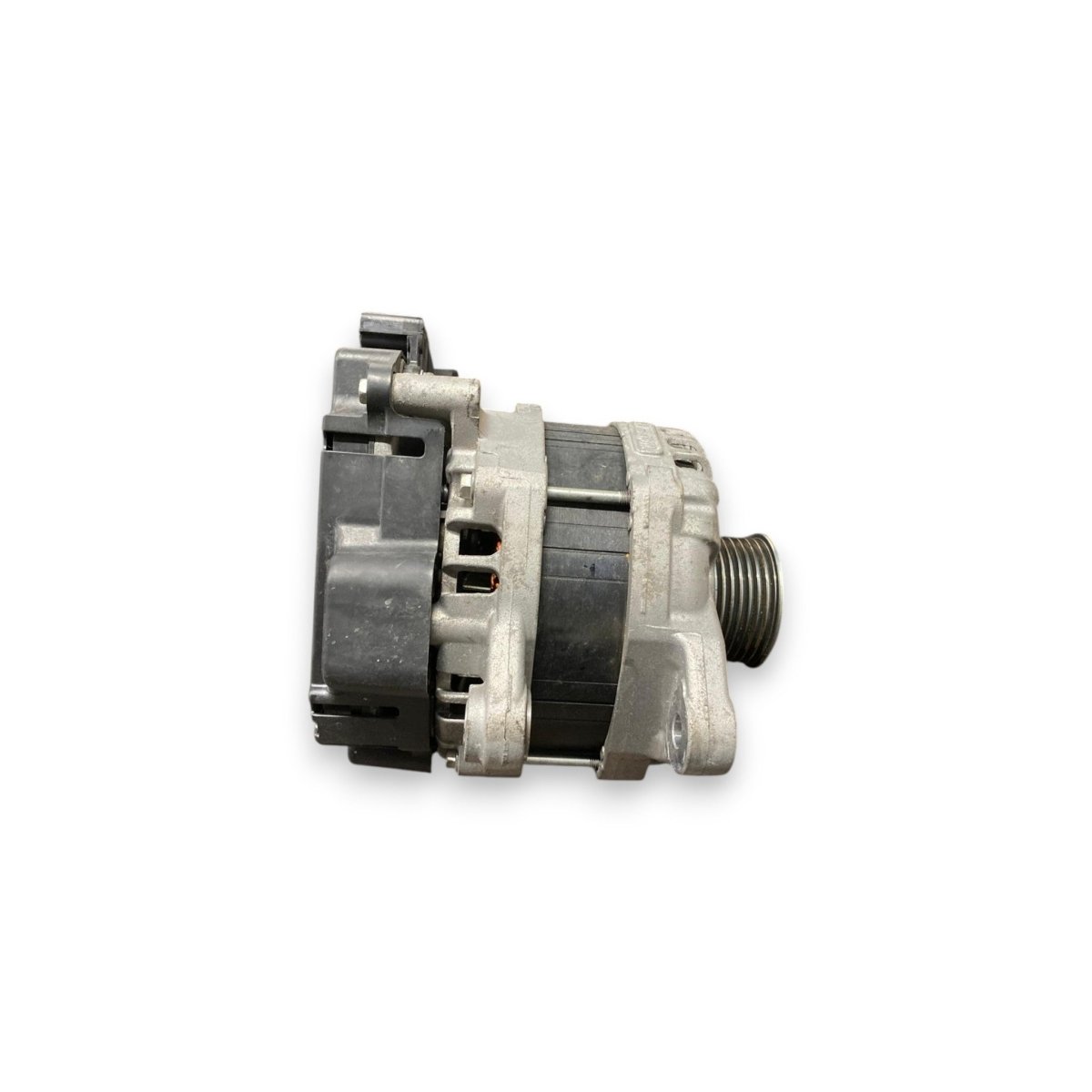 Alternatore Suzuki Ignis III 1.2 Benzina / Hybrid (2016 - ) Cod: 96100 - 81P40 - F&P CRASH SRLS - Ricambi Usati