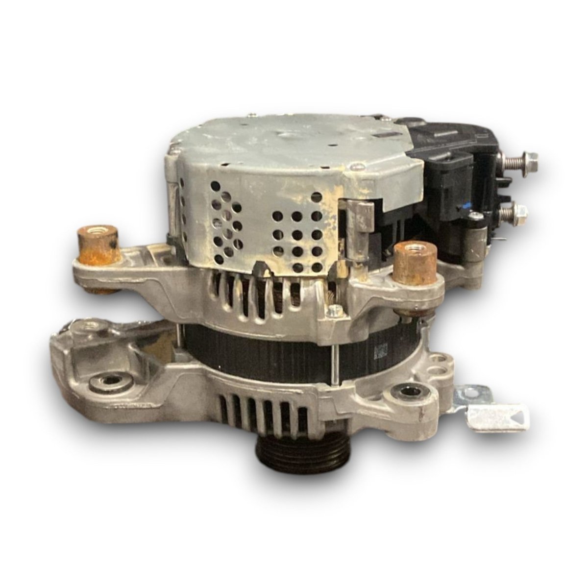 Alternatore Suzuki Vitara ly cod . 0127813020 1.4 hybrid (2015 >) - F&P CRASH SRL - Ricambi Usati
