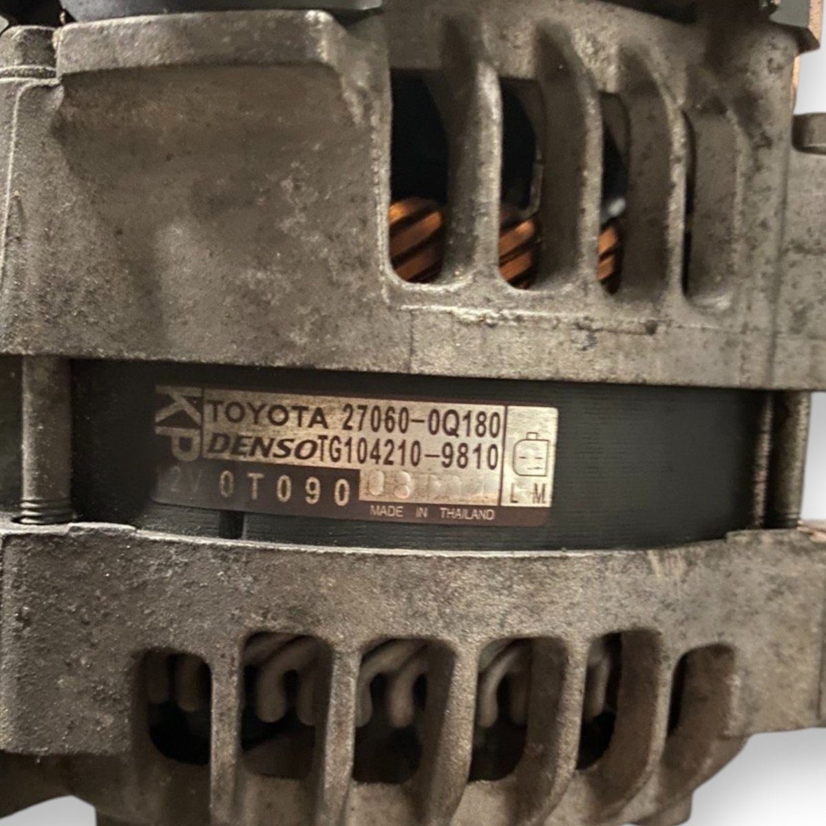 Alternatore toyota aygo 1.0 benzina (2014 - 2021) Cod: 27060 - 0q180 - F&P CRASH SRLS - Ricambi Usati