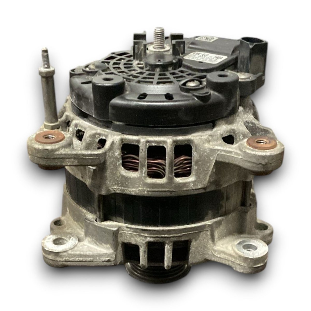 Alternatore volkswagen golf VII cod . 03l903023k 1.6 diesel (2012 > 2021) - F&amp;P CRASH SRL - Ricambi Usati