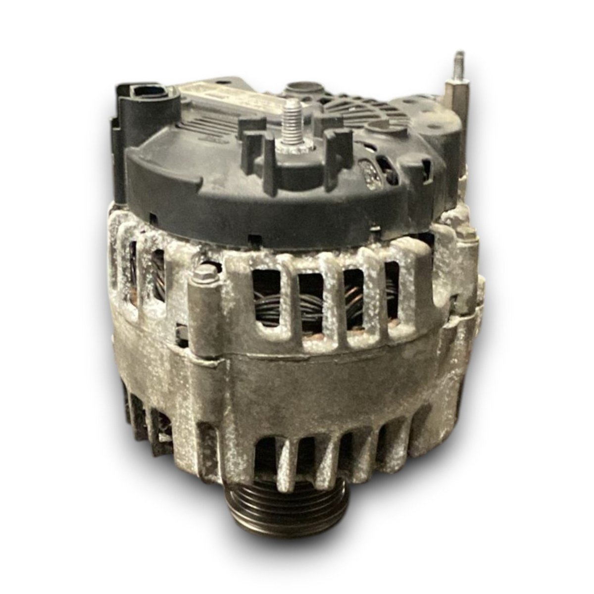 Alternatore volkswagen golf VII cod . 04L903021 1.6 diesel (2012 > 2021) - F&amp;P CRASH SRL - Ricambi Usati