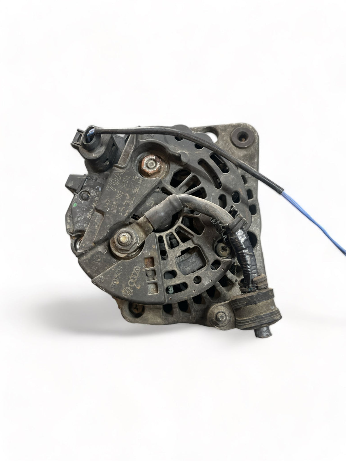 Alternatore Volkswagen Lupo ( 2002 ) 1.4b cod : 037903025L - F&amp;P CRASH SRLS - Ricambi Usati