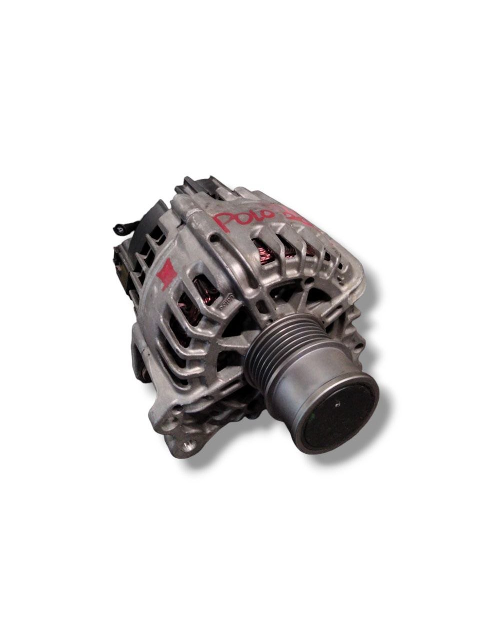 Alternatore Volkswagen Polo 1.0 benzina ( 2017 > )cod.04E903015 - F&P CRASH SRLS - Ricambi Usati